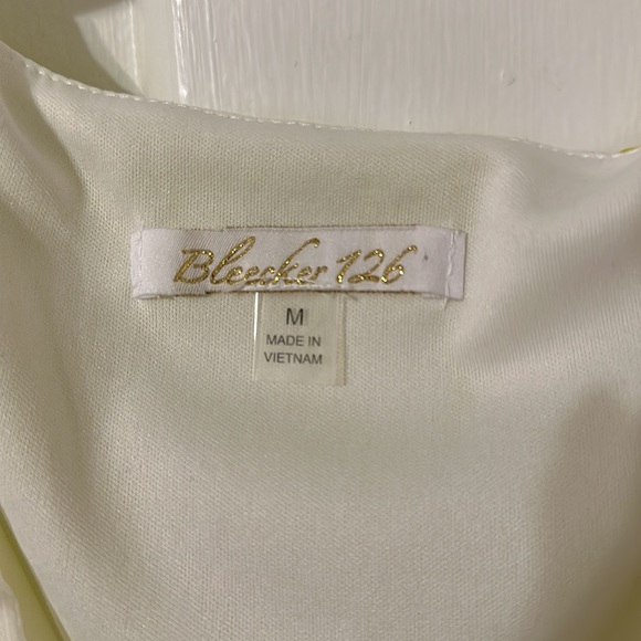 Light Yellow and White Dress - Picture 3 of 3